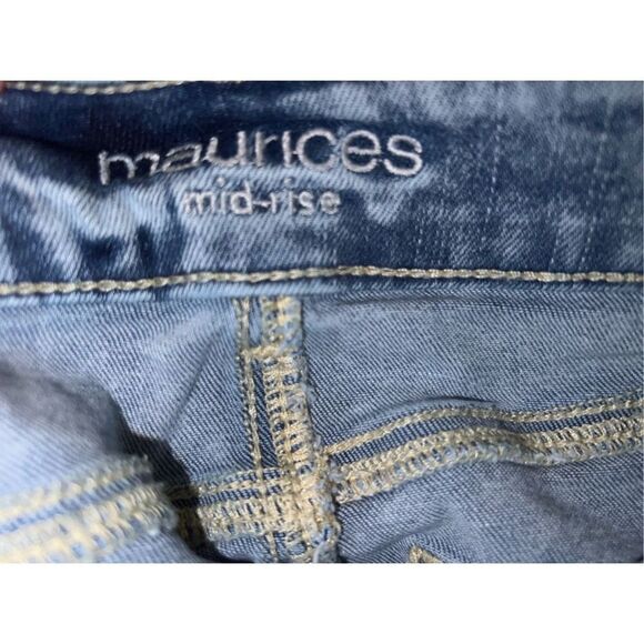 American Eagle Medium Rise Acid Wash Denim Capris size 2 #122 - Picture 2 of 5